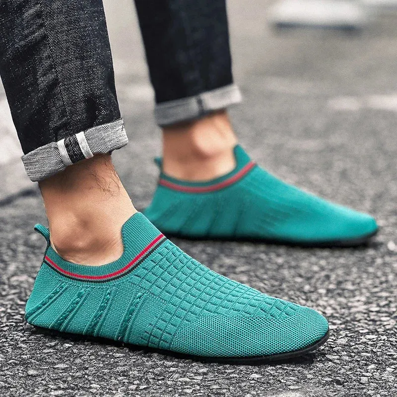 Fashion Outdoor Men Shoes Slip on Men's Casual Shoes Summer High Quality Mesh Sneakers Lightweight Breathable Male Walking Shoe