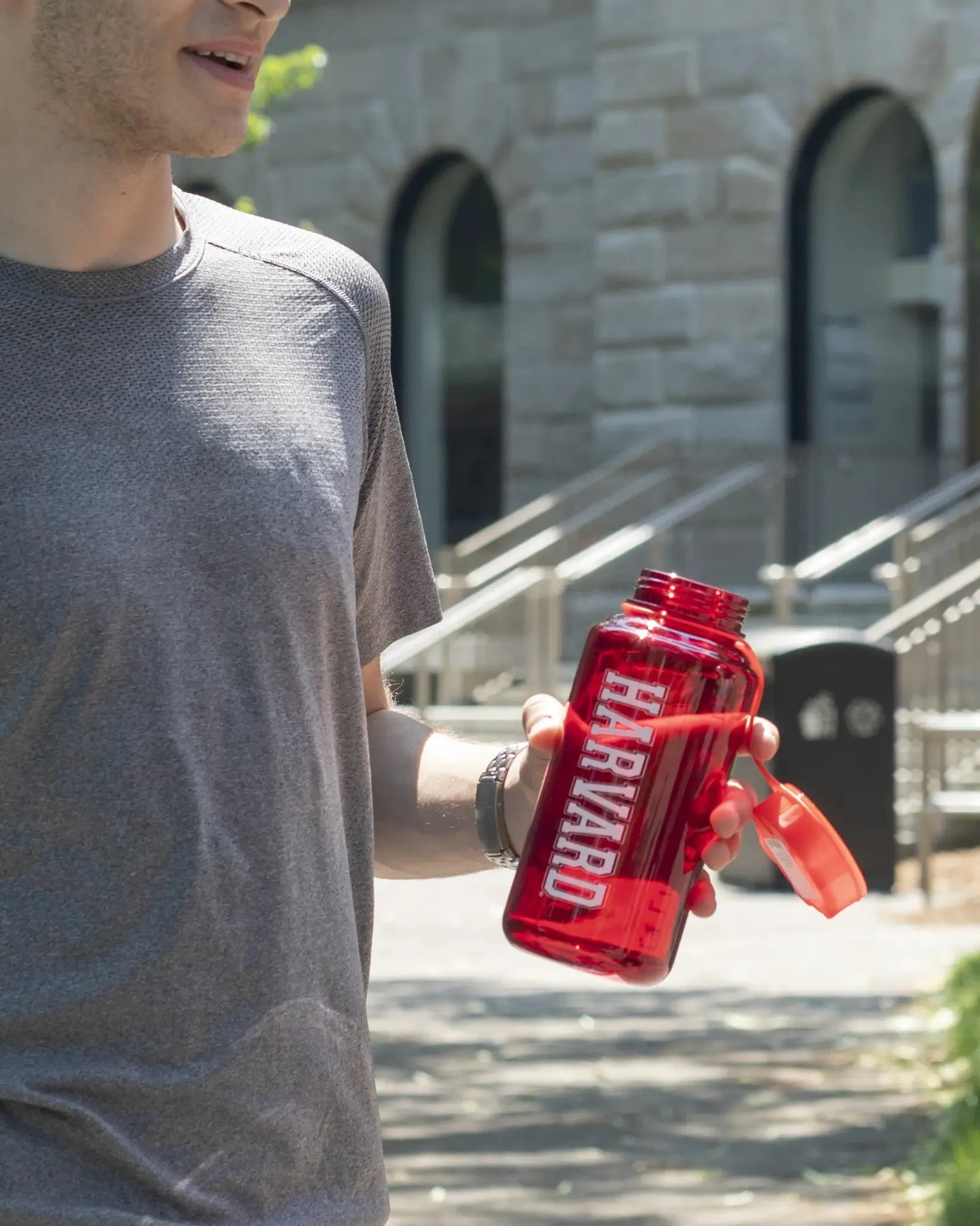 Harvard 32 oz Sports Bottle