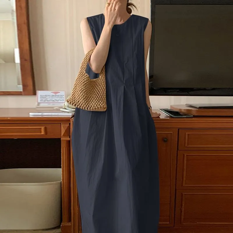 Istana - Flattering A-line dress