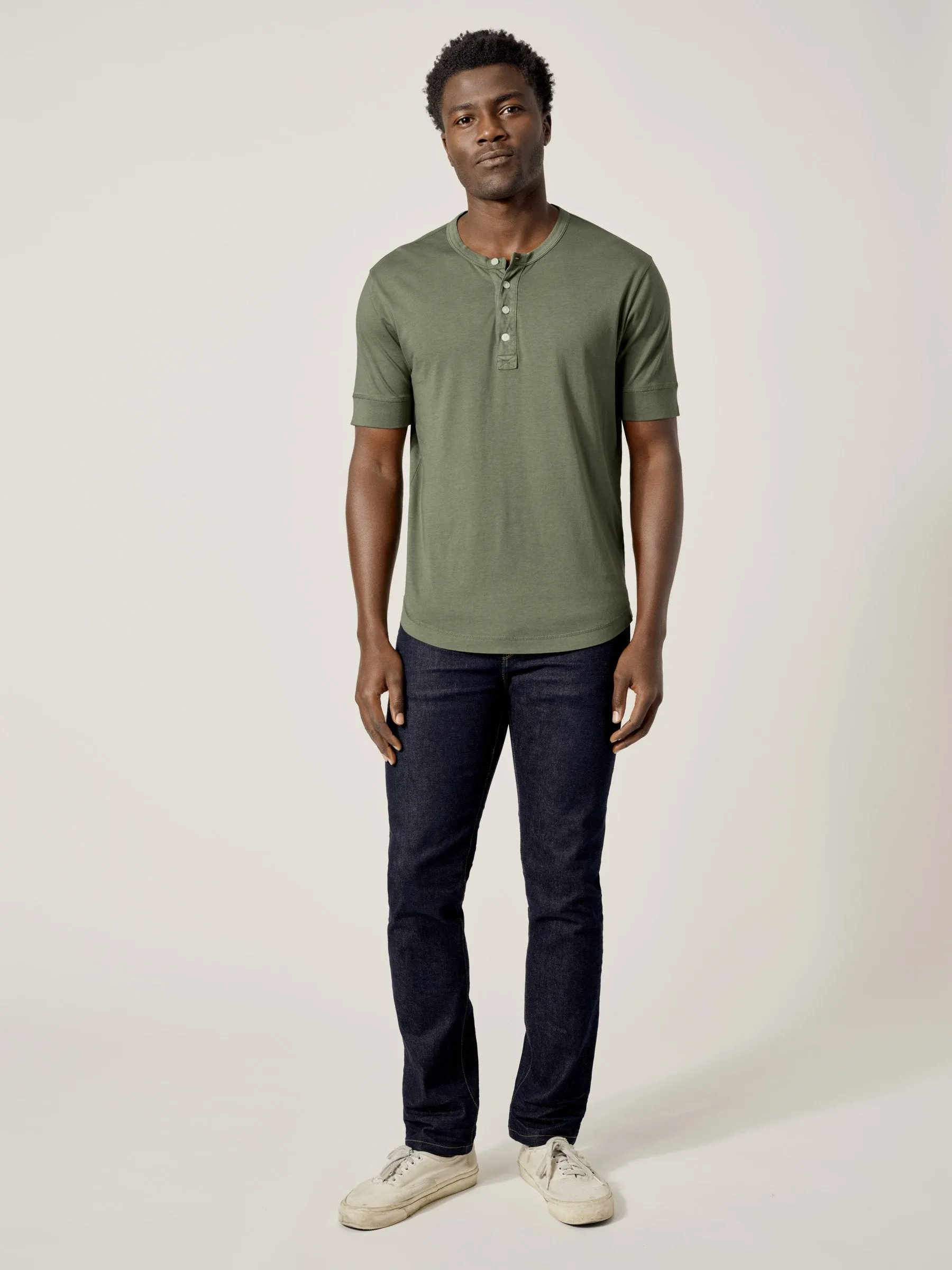 Moss Venice Wash Pima Short Sleeve Curved Hem Henley